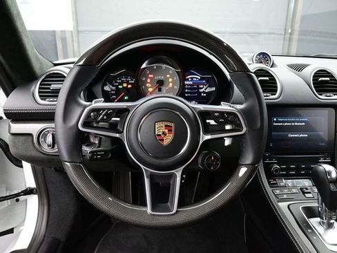 Certified 2024 Porsche 718 Cayman GTS image 8