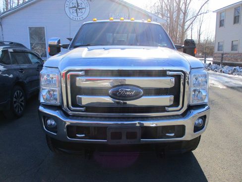 Used 2016 Ford F250 Lariat w/ Lariat Ultimate Package image 4