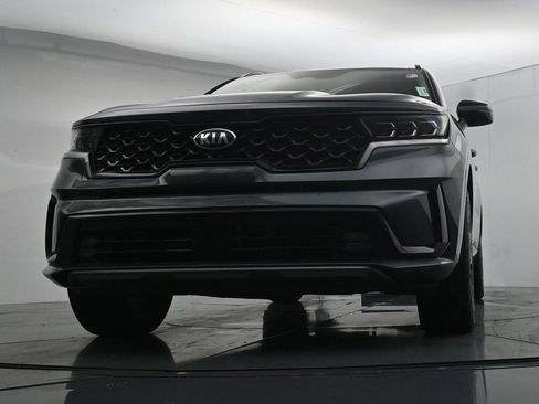 Used 2021 Kia Sorento SX AWD/4WD image 19