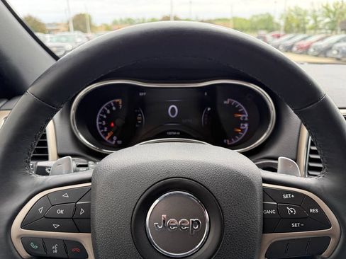 Used 2015 Jeep Grand Cherokee Altitude AWD/4WD image 7