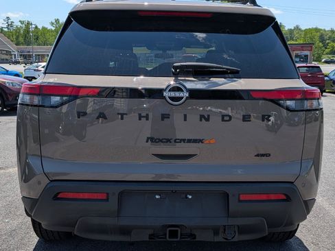 Used 2023 Nissan Pathfinder Rock Creek AWD/4WD image 10