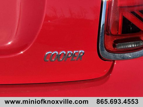 Used 2024 MINI Cooper 4-Door Hardtop image 30