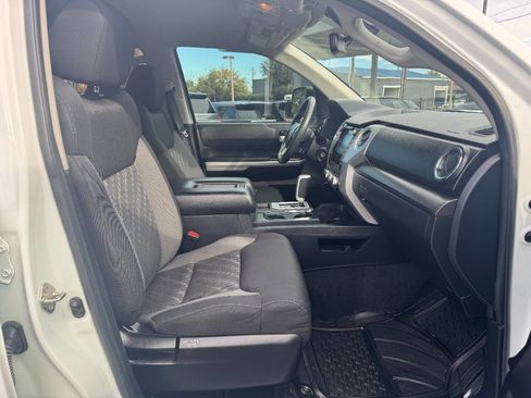 Used 2020 Toyota Tundra SR5 w/ SR5 Upgrade Package image 12