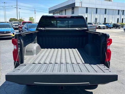 Certified 2024 Chevrolet Silverado 1500 High Country w/ Midnight Edition AWD/4WD image 33