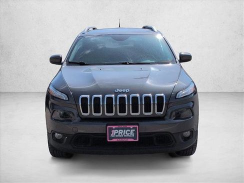 Used 2015 Jeep Cherokee Latitude w/ Cold Weather Group image 2
