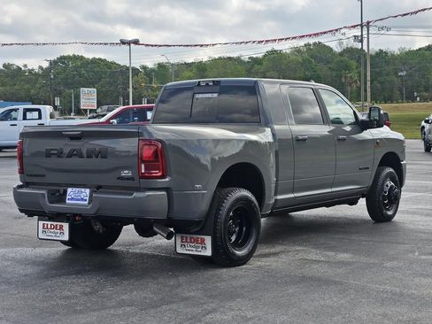 New 2026 RAM 3500 Laramie AWD/4WD image 7