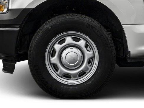 Used 2016 Ford F150 XL w/ Equipment Group 101A Mid image 12