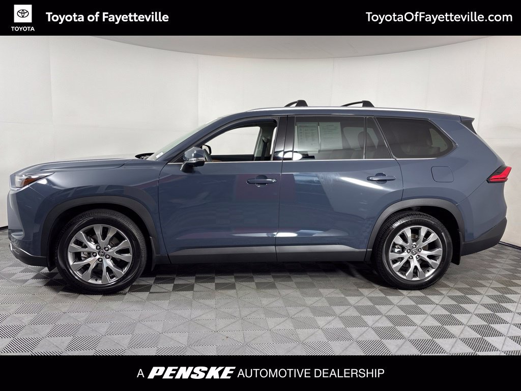 Certified 2024 Toyota Grand Highlander FWD image 17