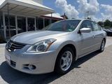 Used 2010 Nissan Altima 2.5 image 2