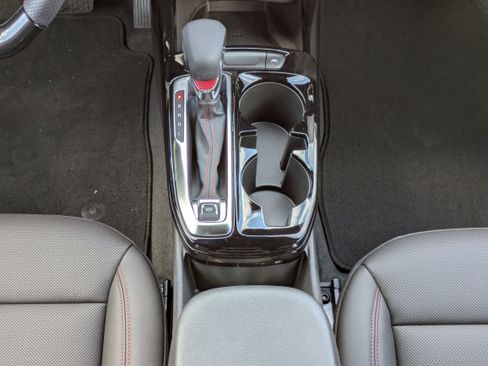 New 2025 Chevrolet Trax RS w/ Sunroof Package image 6