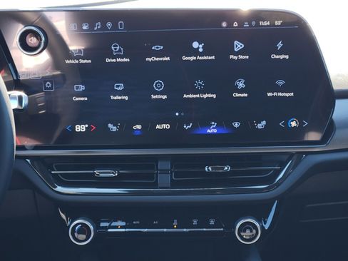 New 2026 Chevrolet Equinox EV RS image 9