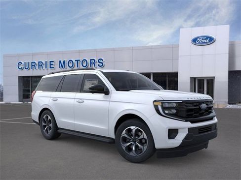 New 2026 Ford Expedition Active image 7