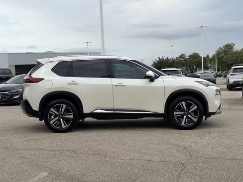 Used 2022 Nissan Rogue Platinum w/ Head-Up Display Package image 4