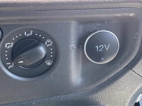 Used 2019 Ford Transit 350 XLT RWD image 28