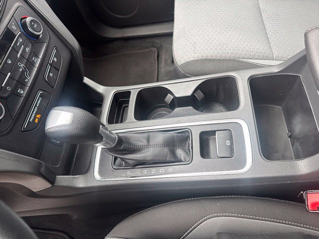 Used 2017 Ford Escape SE AWD/4WD image 16