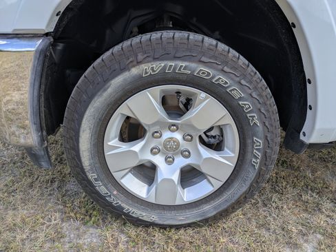 Used 2025 RAM 1500 Big Horn AWD/4WD image 10