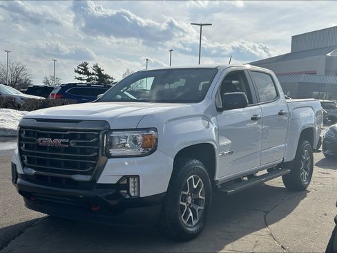 Used 2022 GMC Canyon AT4 w/ Trailering Package image 3