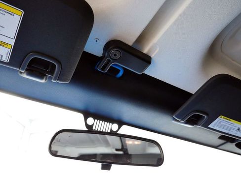 Used 2018 Jeep Wrangler Sport image 26