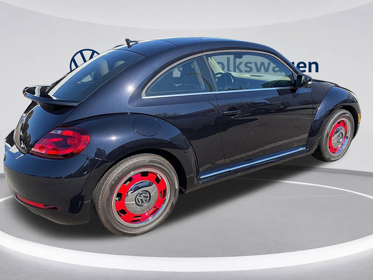 Used 2018 Volkswagen Beetle 2.0T SE FWD image 4