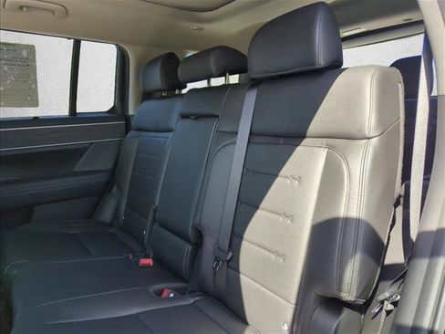 Used 2024 Hyundai Santa Fe Limited image 22