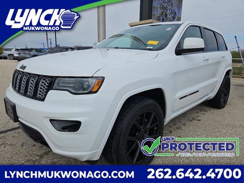 Used 2021 Jeep Grand Cherokee Laredo X AWD/4WD image 1