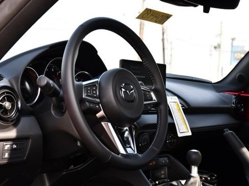 New 2025 MAZDA MX-5 Miata Club w/ Brembo/BBS Recaro Package image 15