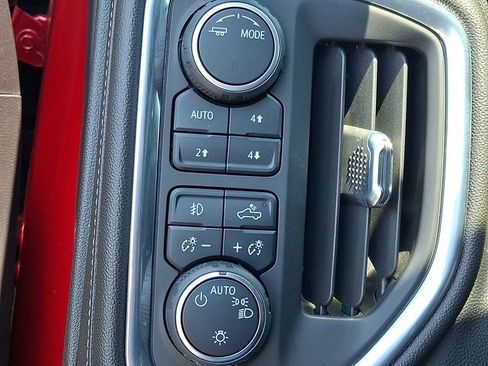 Used 2022 Chevrolet Silverado 1500 RST AWD/4WD image 24