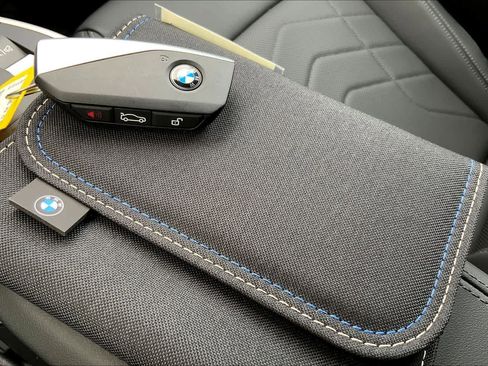 Used 2025 BMW X1 xDrive28i w/ Convenience Package image 21