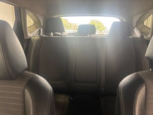 Used 2021 Kia Seltos S FWD image 16