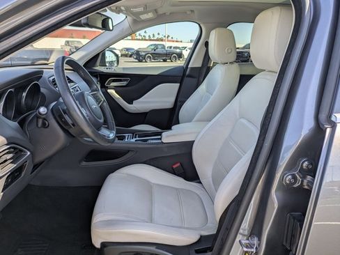 Used 2018 Jaguar F-PACE Prestige AWD/4WD image 17