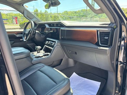 Used 2023 GMC Sierra 1500 Denali w/ Denali Reserve Package AWD/4WD image 27