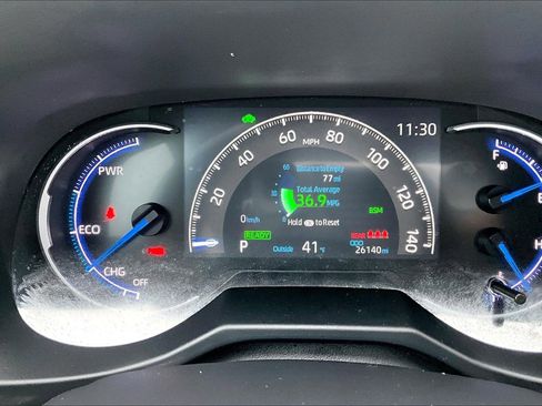 Used 2021 Toyota RAV4 Limited image 19