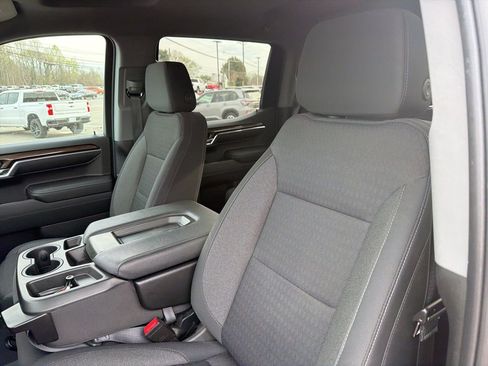 Used 2022 Chevrolet Silverado 1500 LT image 3