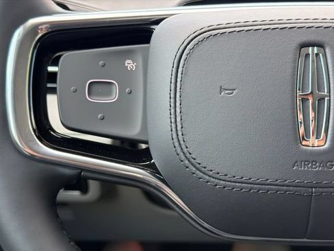 New 2026 Lincoln Nautilus Reserve AWD/4WD image 29