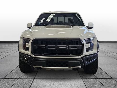 Used 2018 Ford F150 Raptor w/ Equipment Group 802A Luxury AWD/4WD image 2
