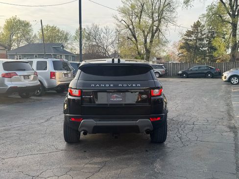 Used 2016 Land Rover Range Rover Evoque SE image 6