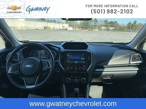 Used 2021 Subaru Forester Limited image 25