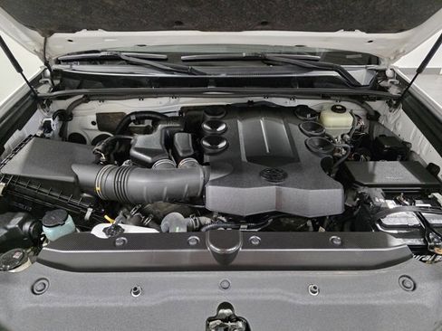 Used 2020 Toyota 4Runner SR5 Premium image 27