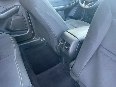 Used 2024 Ford Escape Active w/ Tech Pack #1 AWD/4WD image 46