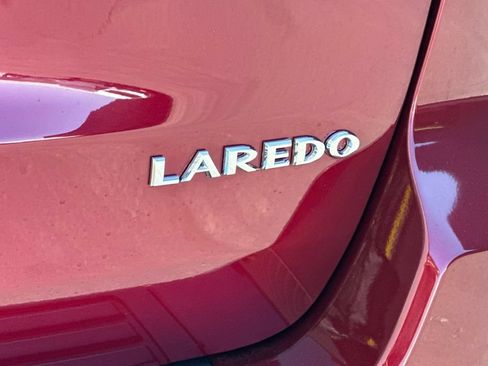 Used 2022 Jeep Grand Cherokee Laredo E RWD image 27
