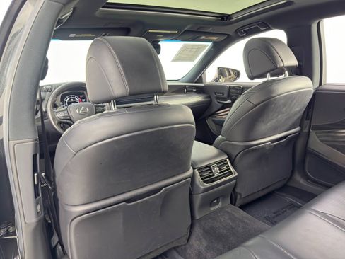 Used 2021 Lexus LS 500 w/ Cold Weather Package (CK) image 38