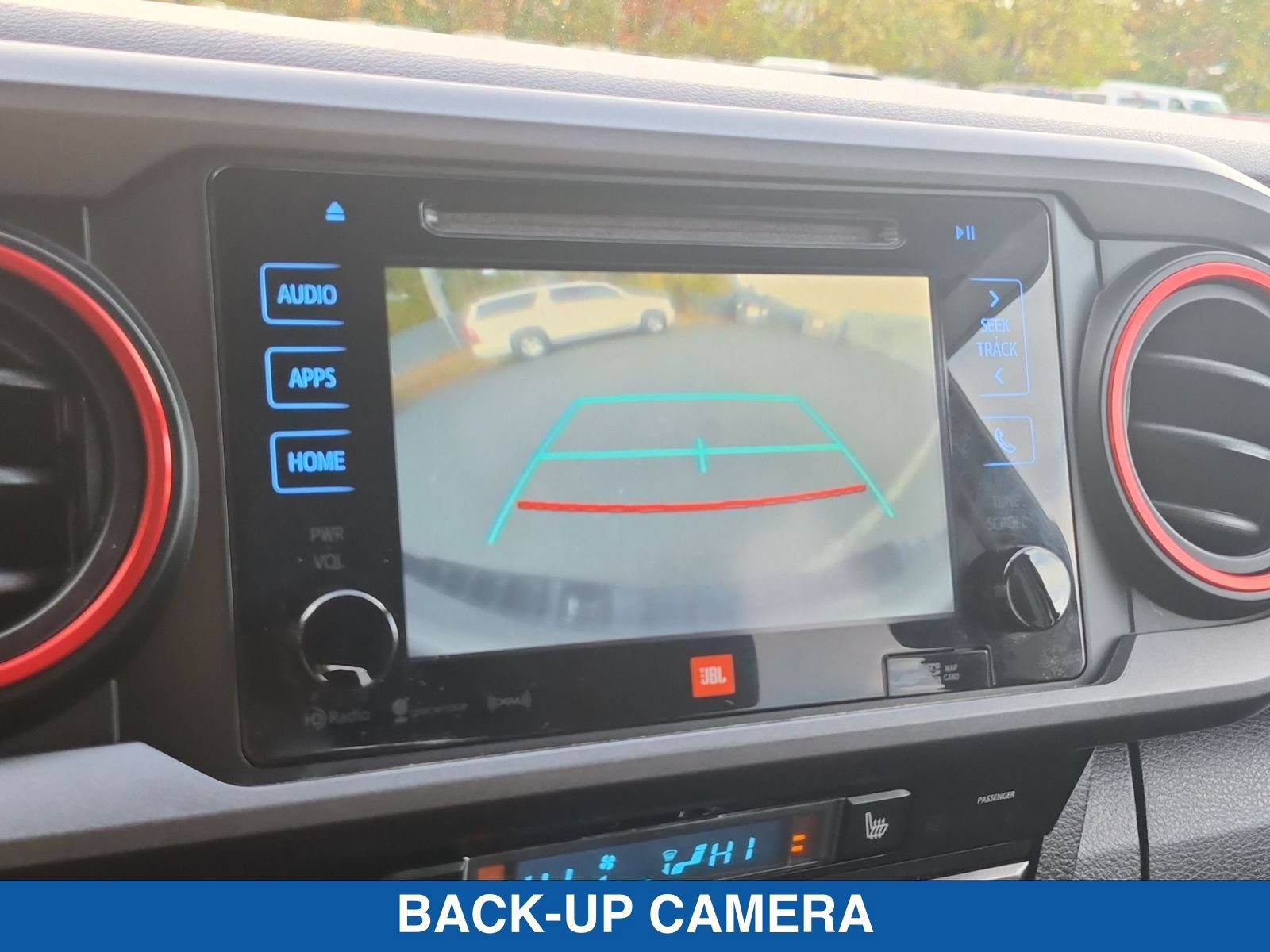 Used 2017 Toyota Tacoma TRD Off-Road AWD/4WD image 22