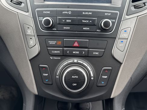 Used 2017 Hyundai Santa Fe Sport AWD/4WD image 22