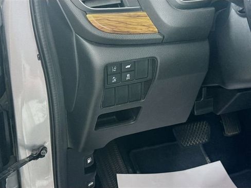 Used 2018 Honda CR-V EX-L image 12
