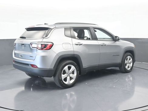 Used 2020 Jeep Compass Latitude image 6