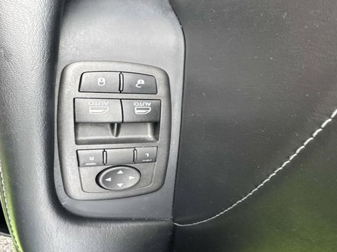 Used 2023 Dodge Challenger R/T w/ Plus Package image 9