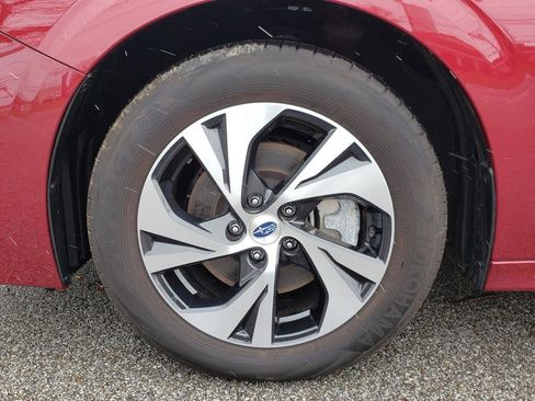 Used 2025 Subaru Legacy Premium image 27