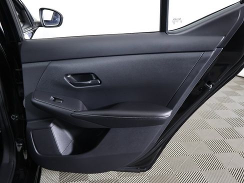 Used 2024 Nissan Sentra SV image 23