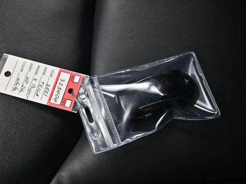 Used 2021 Tesla Model X Performance image 33