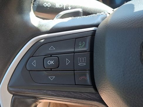 Certified 2021 Jeep Grand Cherokee L Limited image 25